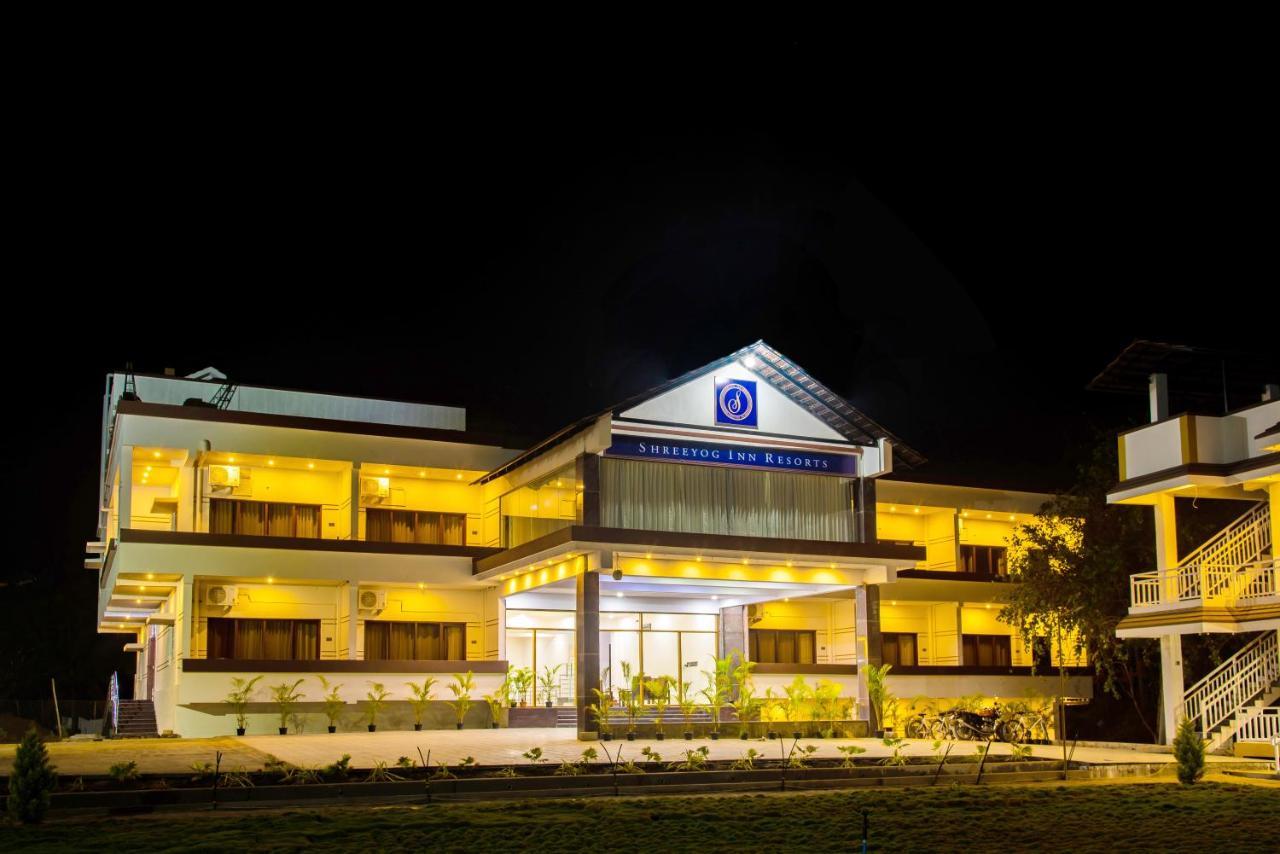 Hotel Mastiff Select Terrain Dandeli Exterior foto