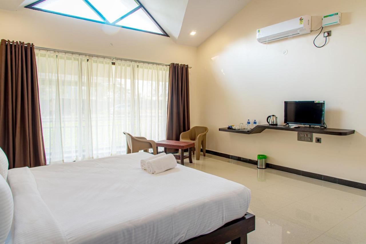 Hotel Mastiff Select Terrain Dandeli Exterior foto