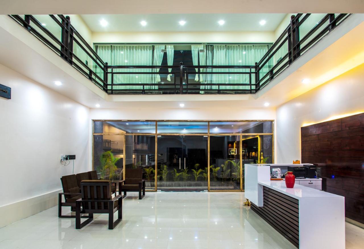 Hotel Mastiff Select Terrain Dandeli Exterior foto