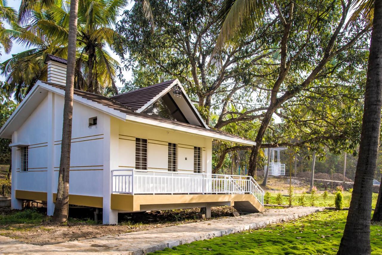 Hotel Mastiff Select Terrain Dandeli Exterior foto