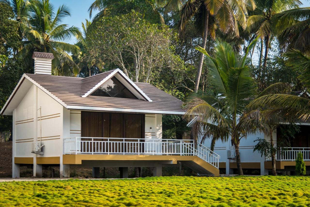 Hotel Mastiff Select Terrain Dandeli Exterior foto