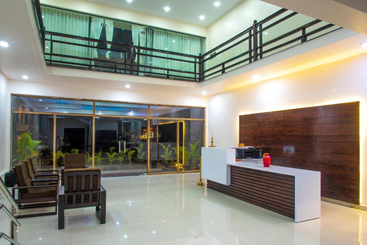 Hotel Mastiff Select Terrain Dandeli Exterior foto