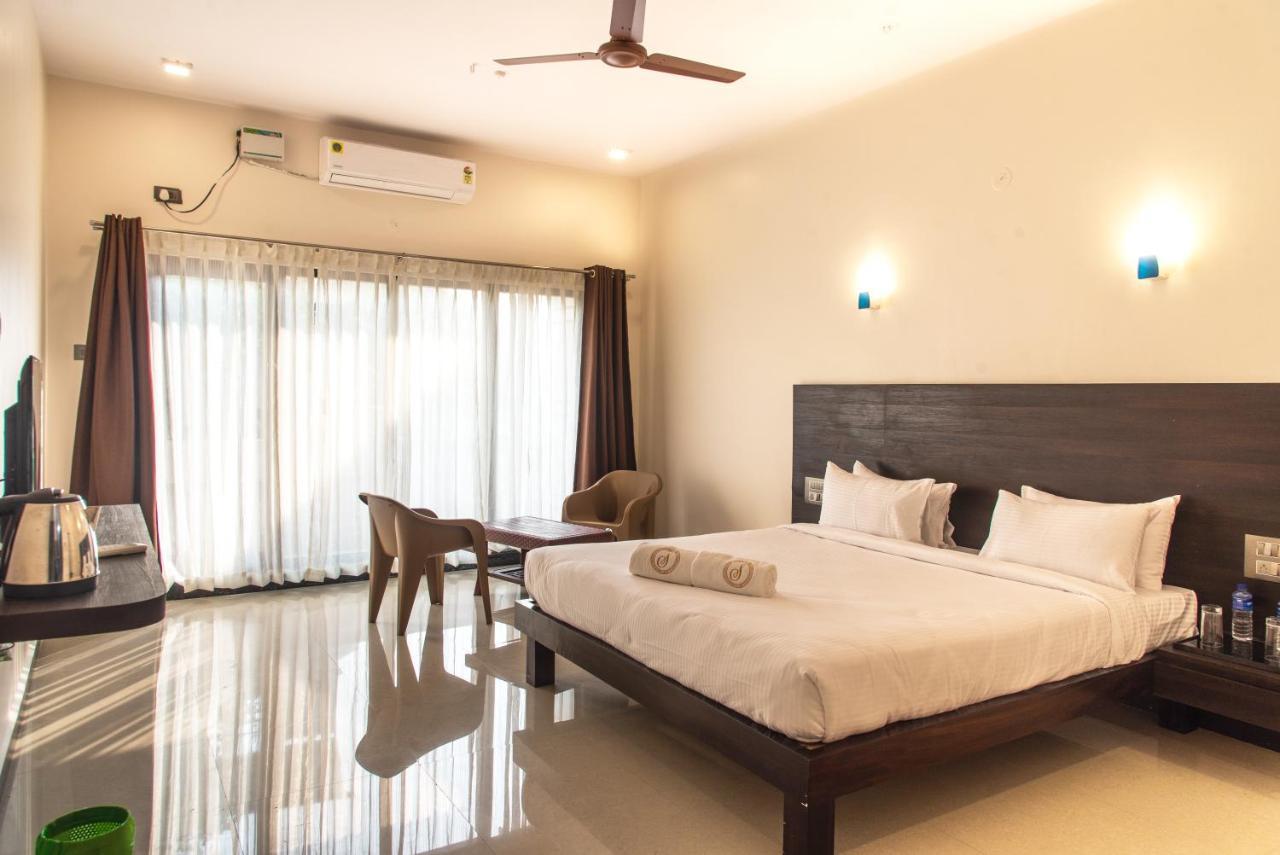 Hotel Mastiff Select Terrain Dandeli Exterior foto