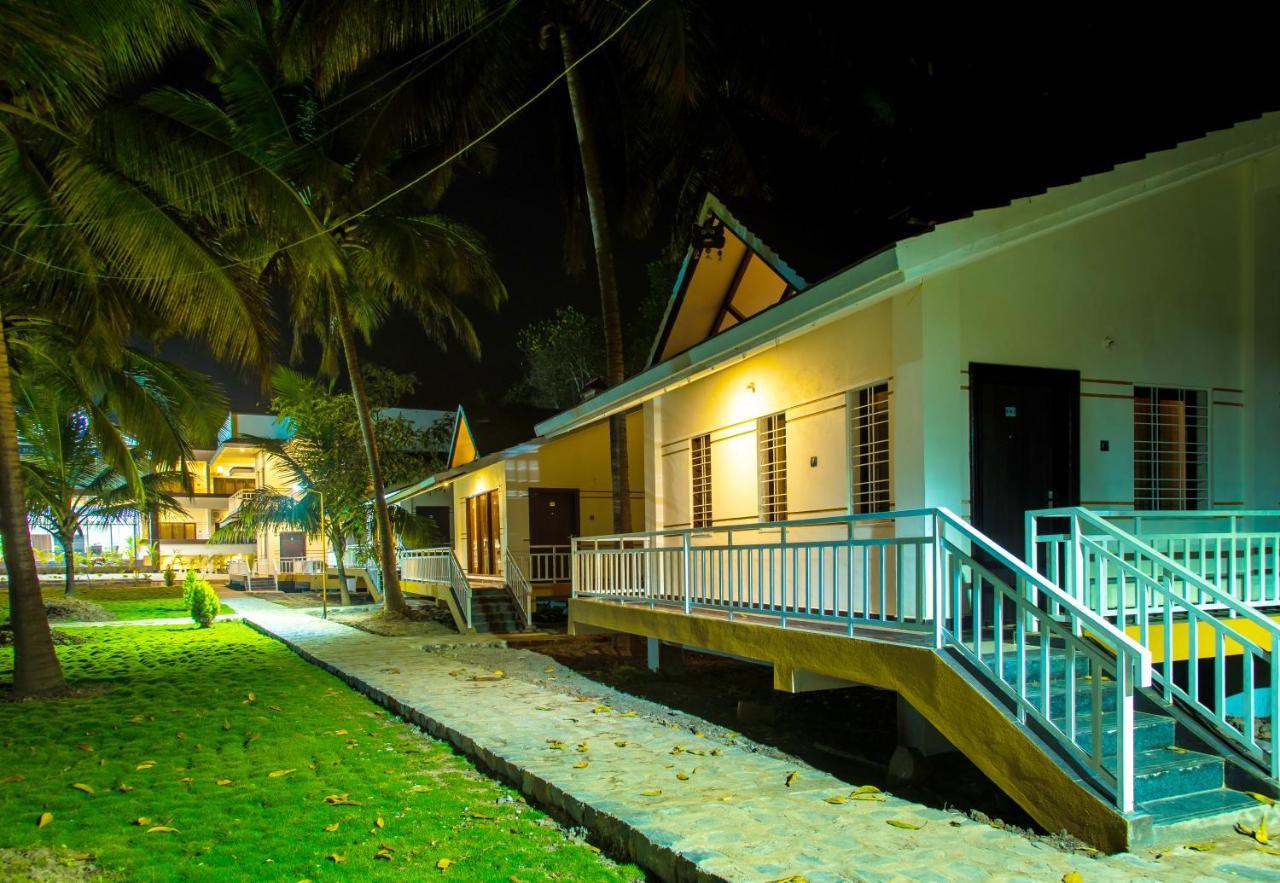 Hotel Mastiff Select Terrain Dandeli Exterior foto