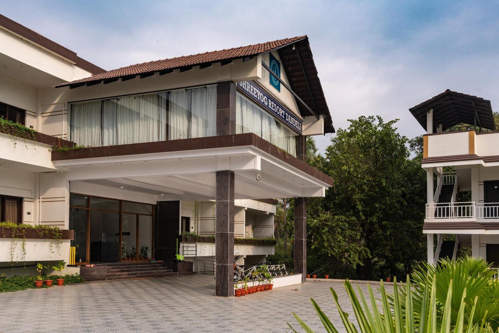 Hotel Mastiff Select Terrain Dandeli Exterior foto